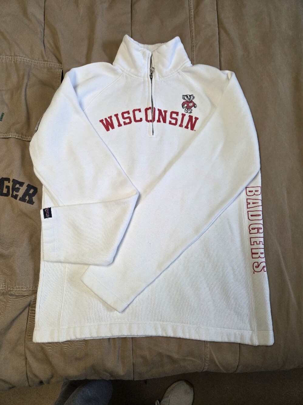 Jansport Women's White Wisconsin Quarter-Zip Pullover XL